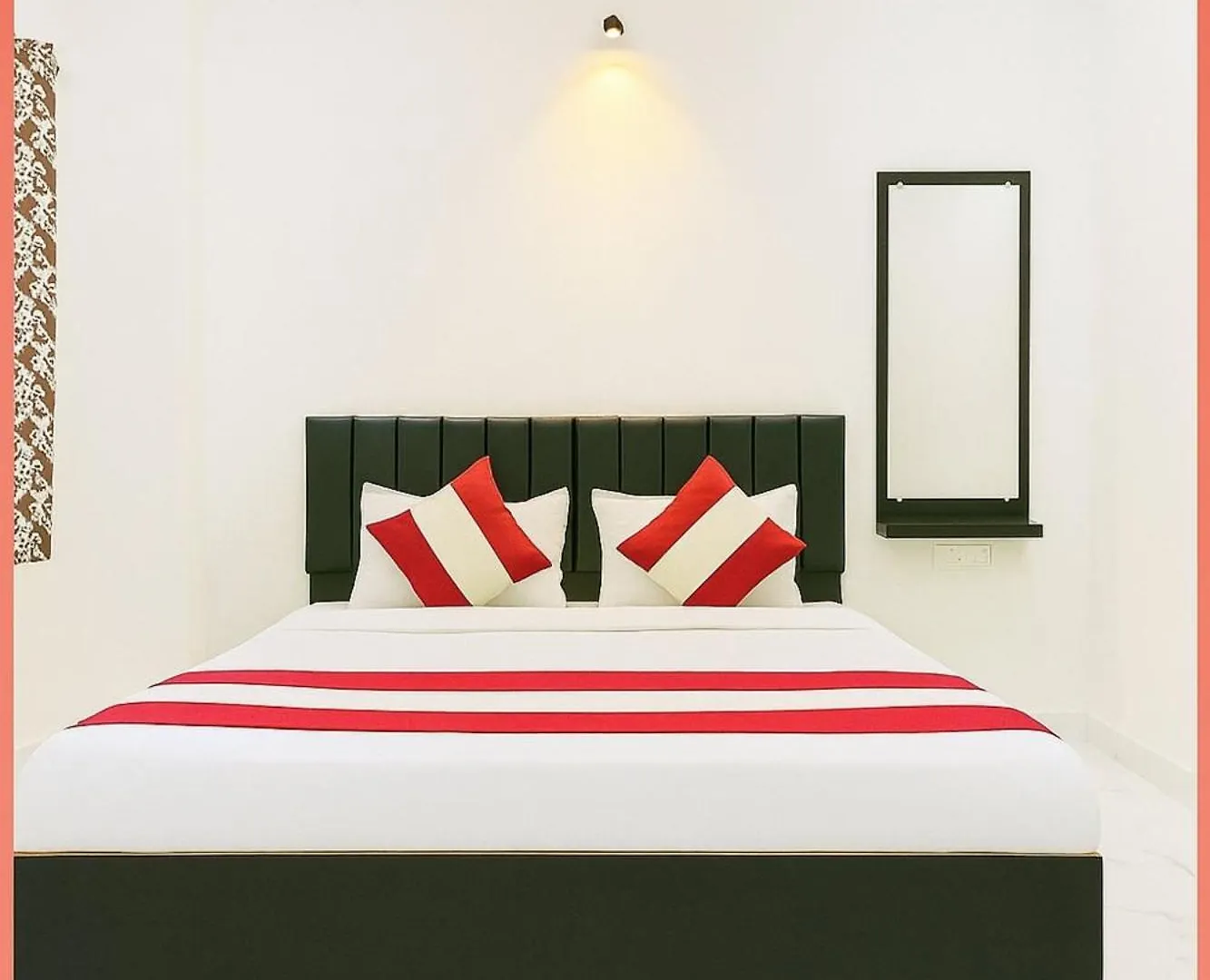 Varanasi Hotel #Mahadev # Inn # -Near Kashi Vishwanath Temple And Ganga Arti Ghat #Fully Air Conditioning #Free Wi-Fi #Parking #Best Hotel In Varanasi #Prime Location - Book Now